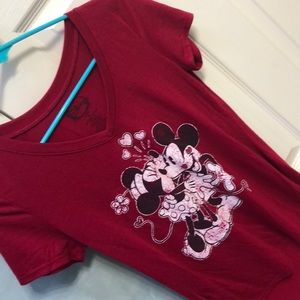 Adorable Mickey Mouse and Minnie shirt